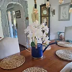 Mamie House